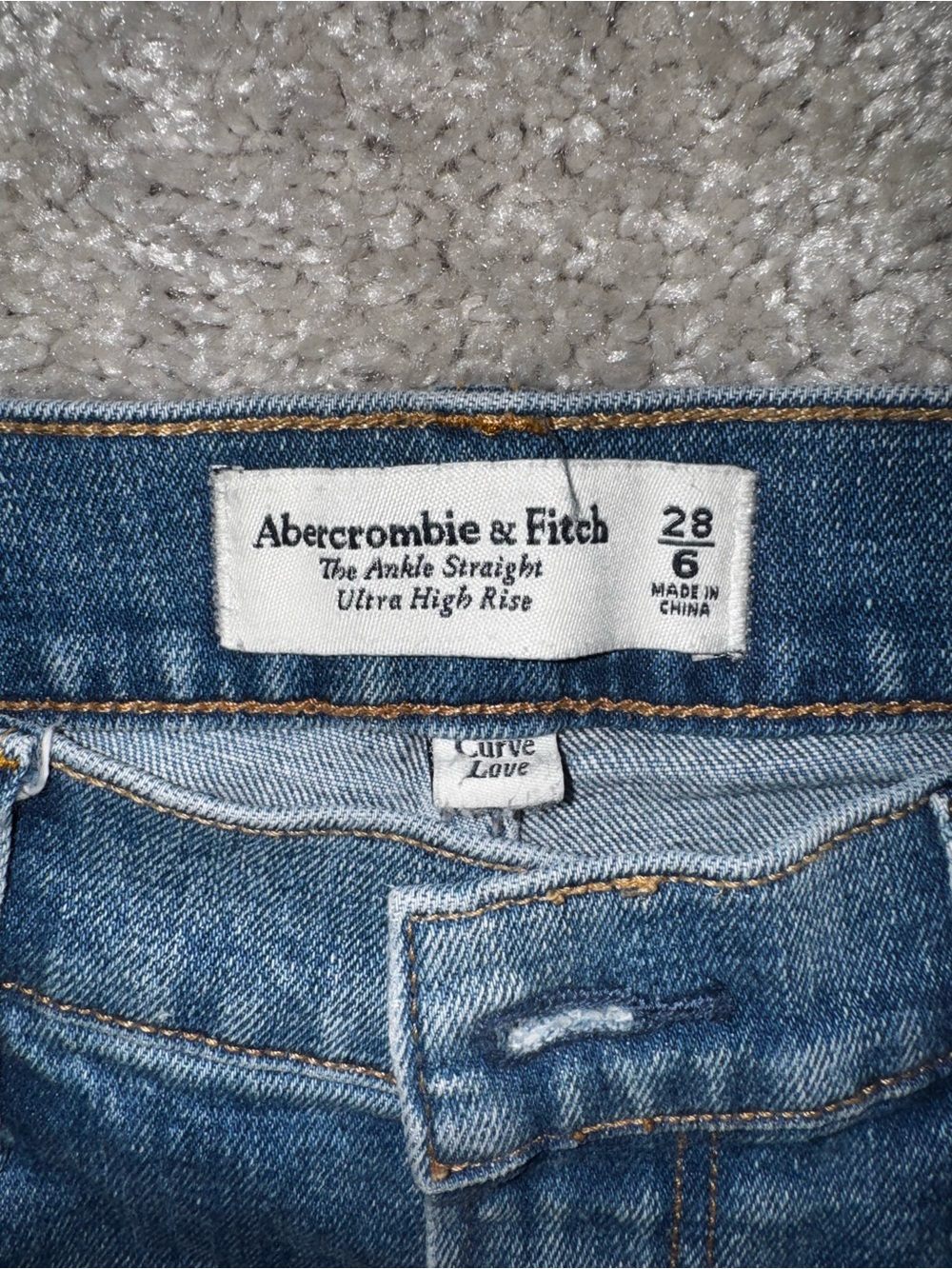 Abercrombie & Fitch Ankle Straight Ultra High Rise Jeans in Medium Blue Denim